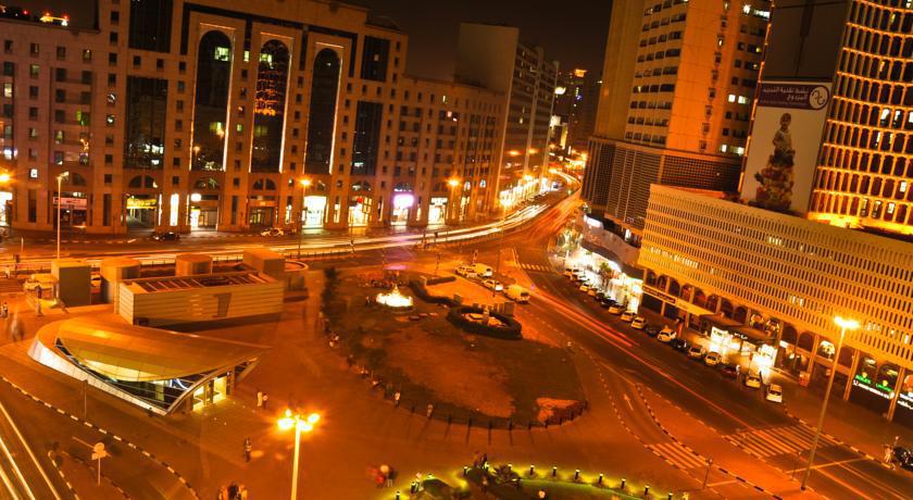 فندق جرين تري فينيسيا دبي المظهر الخارجي الصورة